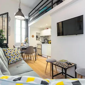 Angle Droit- Loft Et Atypique, Climatisation, Vieux-nice Apartment Nice