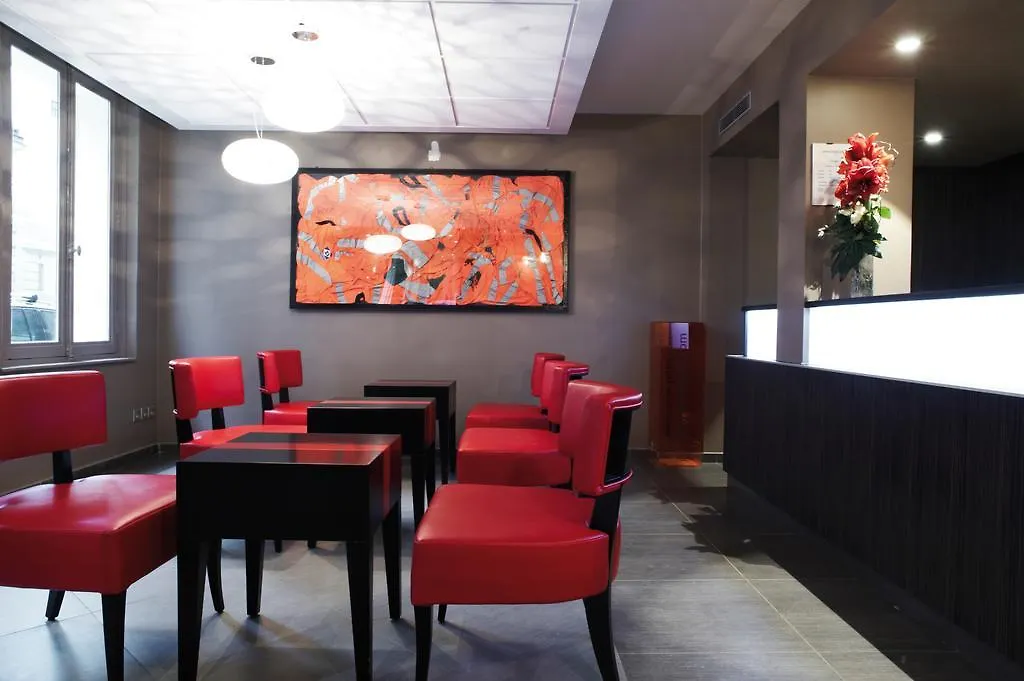 ****  New Hotel Opera Paris France